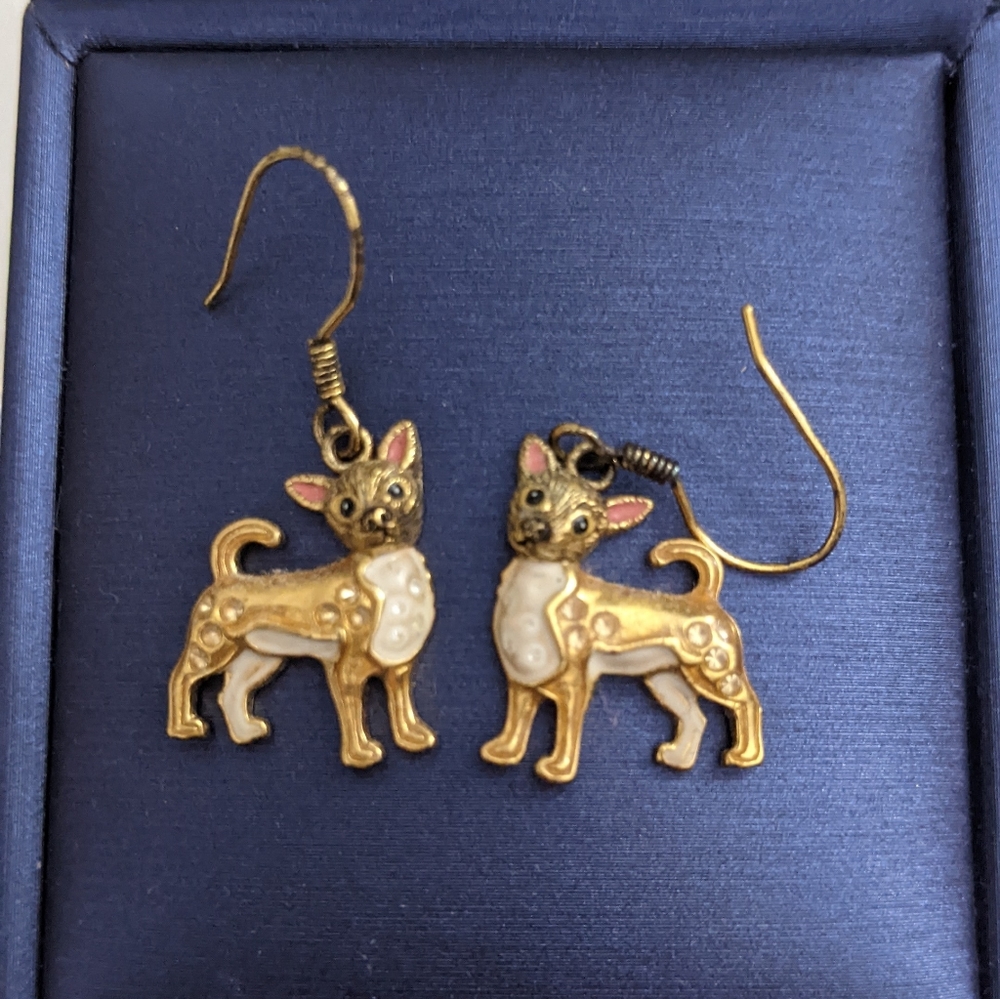 1 oz 14 karat gold Earrings in the shape of Chihuahuas.